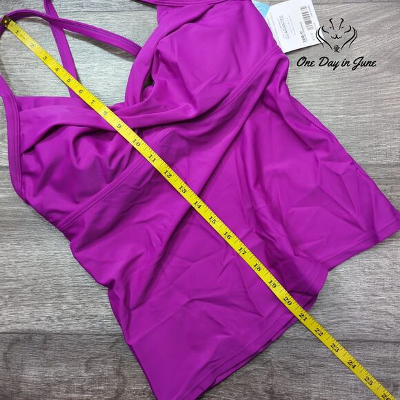 Athleta Twister Tankini Top Size 36 B/C - Picture 4 of 5